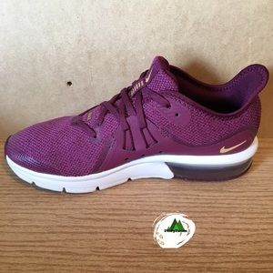 Nike Air Max Sequent 3 (NWT)